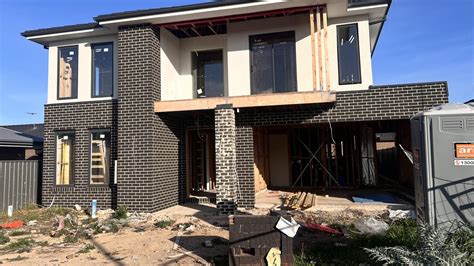 home building contractors near me|Aussies’ ‘nightmare’ as Grandeur Homes builds stall.